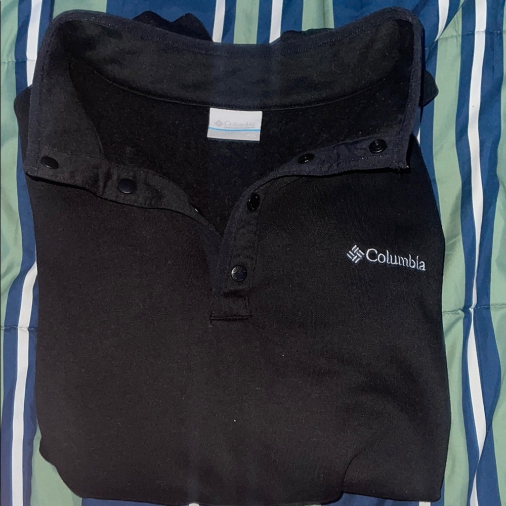 Columbia Black Pullover